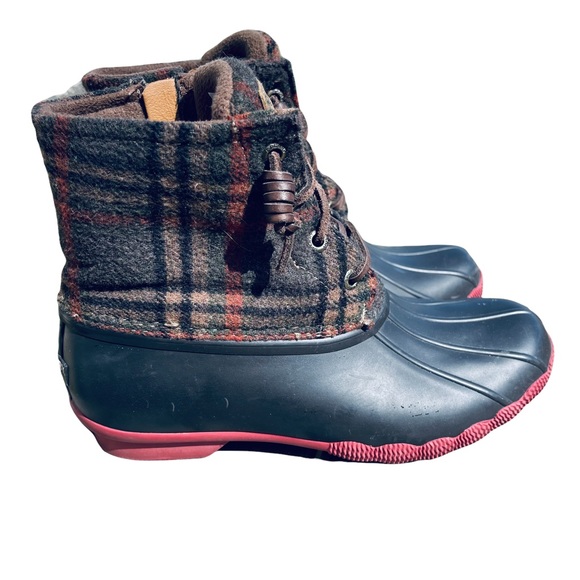 Sperry Shoes - SPERRY Duck fleece lace up boots size 7 brown plaid